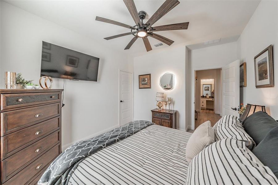 Each bedroom has large walk-in closets