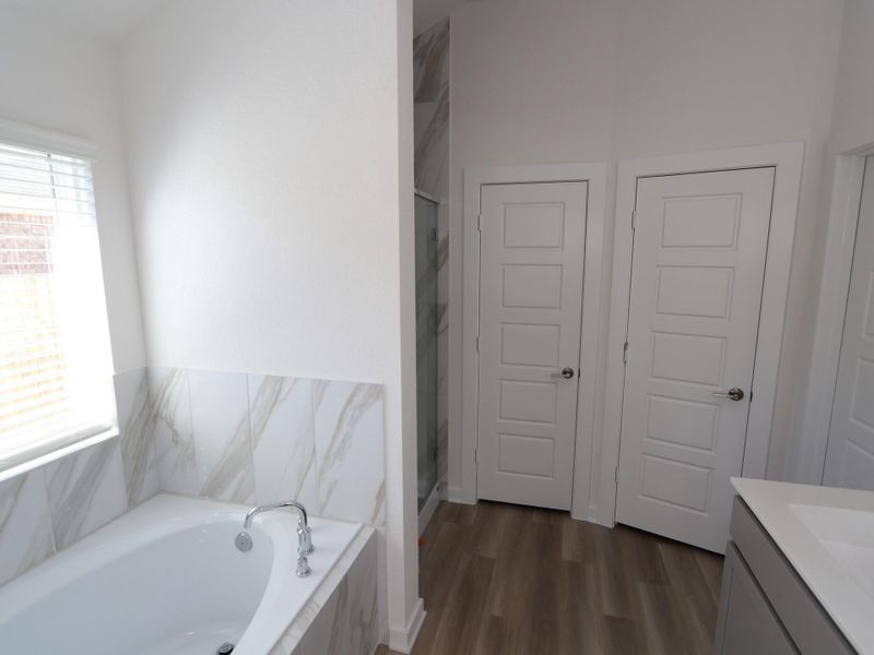 Furnished interior view inside a new home in Miller's Pond, Rosenberg (Image 6).