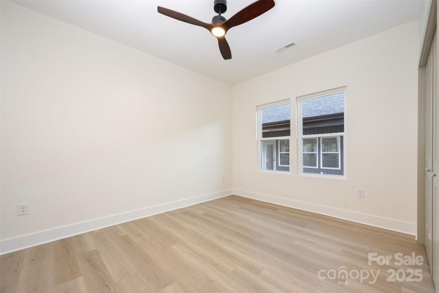 Spacious, unfurnished interior of a new home in , Shelby (Image 15).