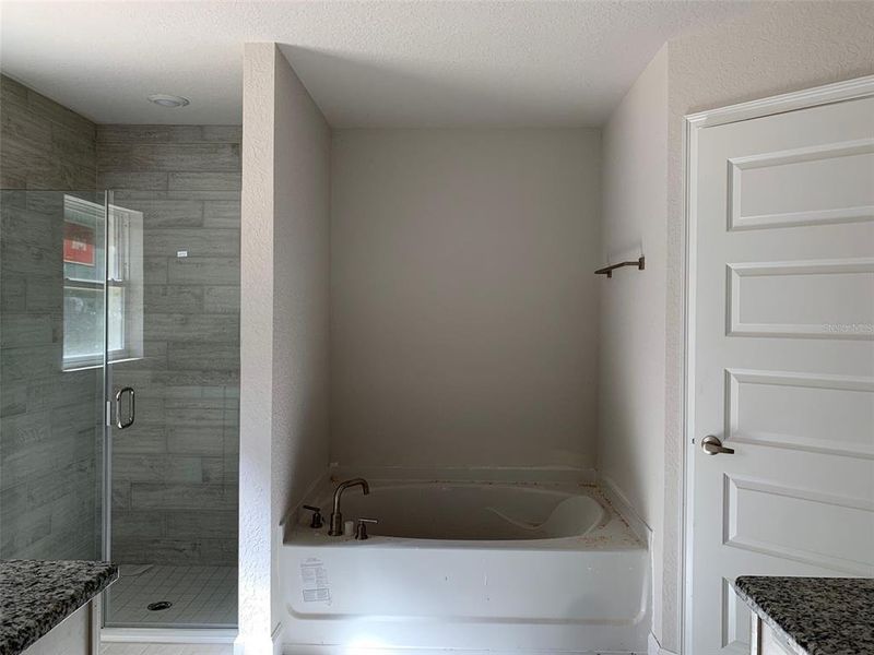 Image 9 of a home in Pine Ridge.