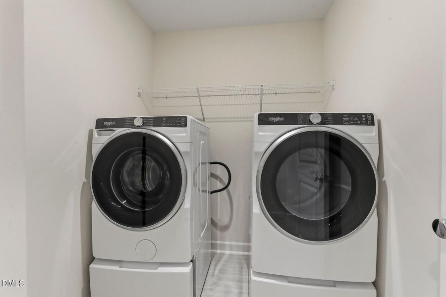 043-055-Laundry Room-1500x1000