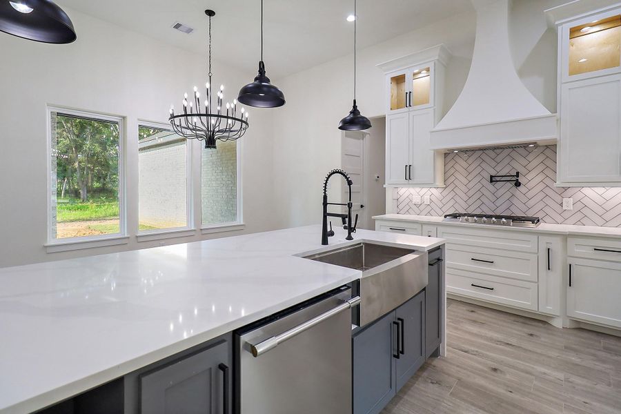 Another view of the kitchen towards the breakfast area Another view of the kitchen towards the breakfast area