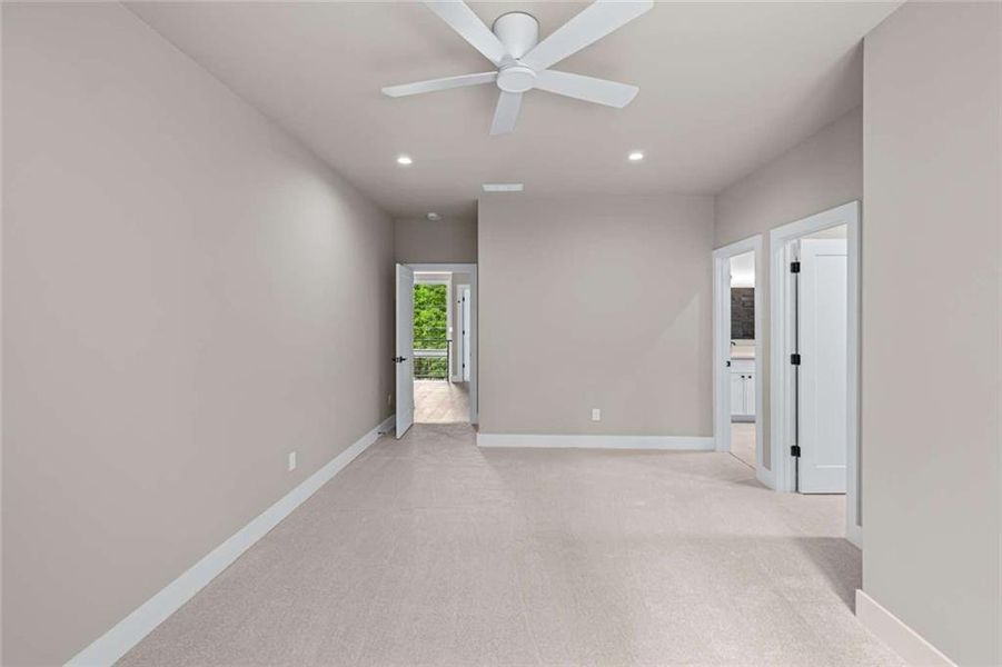 Spacious, unfurnished interior of a new home in , Atlanta (Image 65). Spacious, unfurnished interior of a new home in , Atlanta (Image 65).