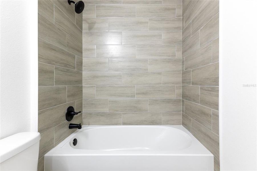 Close-up of interior finishes inside a home in , Dunnellon (Image 20). Close-up of interior finishes inside a home in , Dunnellon (Image 20).