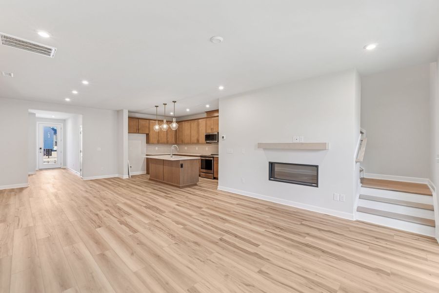 Spacious, unfurnished interior of a new home in Summit At Homestead, Chapel Hill (Image 8). Spacious, unfurnished interior of a new home in Summit At Homestead, Chapel Hill (Image 8).