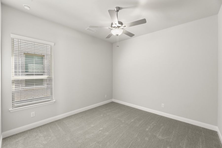 Spacious, unfurnished interior of a new home in Lake Shore Village, Rowlett (Image 25). Spacious, unfurnished interior of a new home in Lake Shore Village, Rowlett (Image 25).