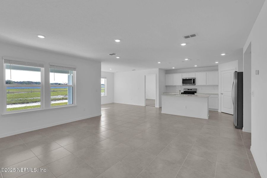 Spacious, unfurnished interior of a new home in Wells Landing, Jacksonville (Image 20). Spacious, unfurnished interior of a new home in Wells Landing, Jacksonville (Image 20).