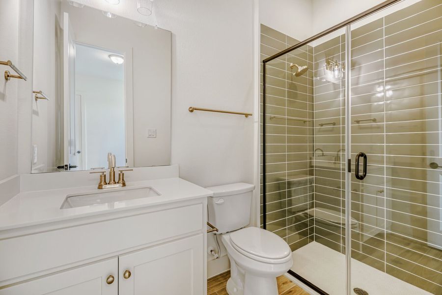 Plan 860 Representative Photo - Bathroom