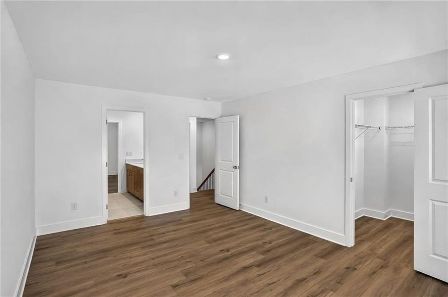 Spacious, unfurnished interior of a new home in Estates at Yellow Creek, Cumming (Image 25).