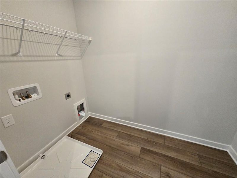 Spacious, unfurnished interior of a new home in Pinecrest Ridge, Dacula (Image 26).