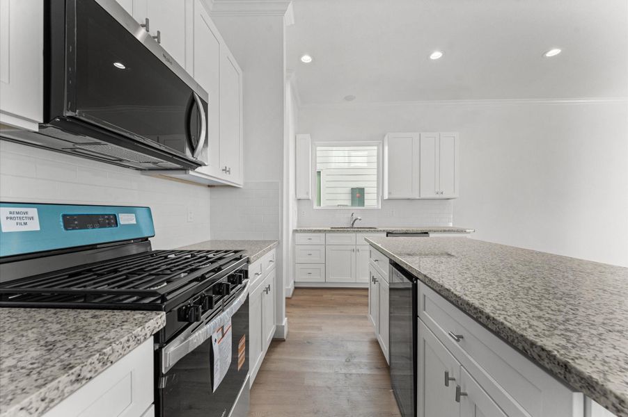 Photos are from another home completed with the same floor plan Photos are from another home completed with the same floor plan