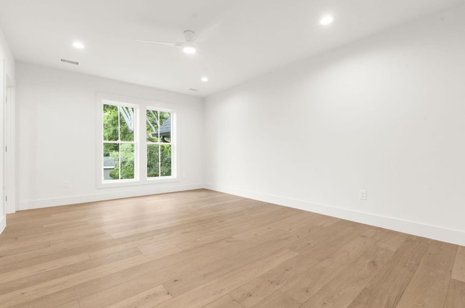 Spacious, unfurnished interior of a new home in , Mount Pleasant (Image 65).