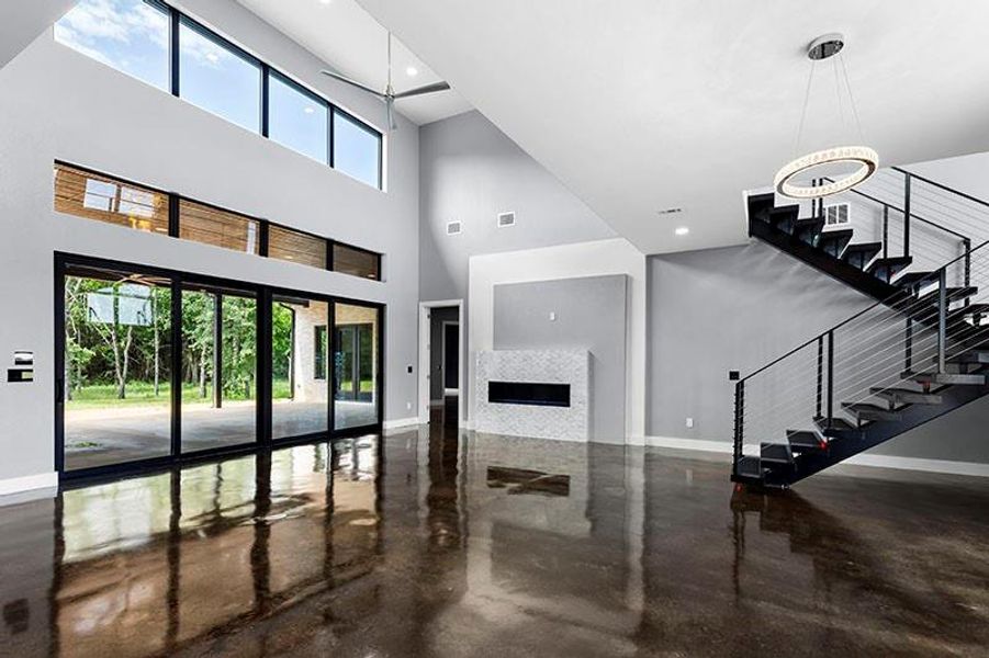 Spacious, unfurnished interior of a new home in , Sadler (Image 28).