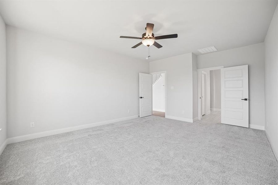 Spacious, unfurnished interior of a new home in Creekshaw – Classic, Royse City (Image 33). Spacious, unfurnished interior of a new home in Creekshaw – Classic, Royse City (Image 33).