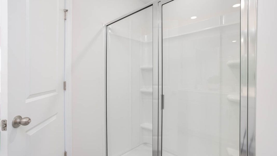 Representative unfurnished interior of a home built from the Kyle by D.R. Horton in Country Creek, Lexington (Image 22).