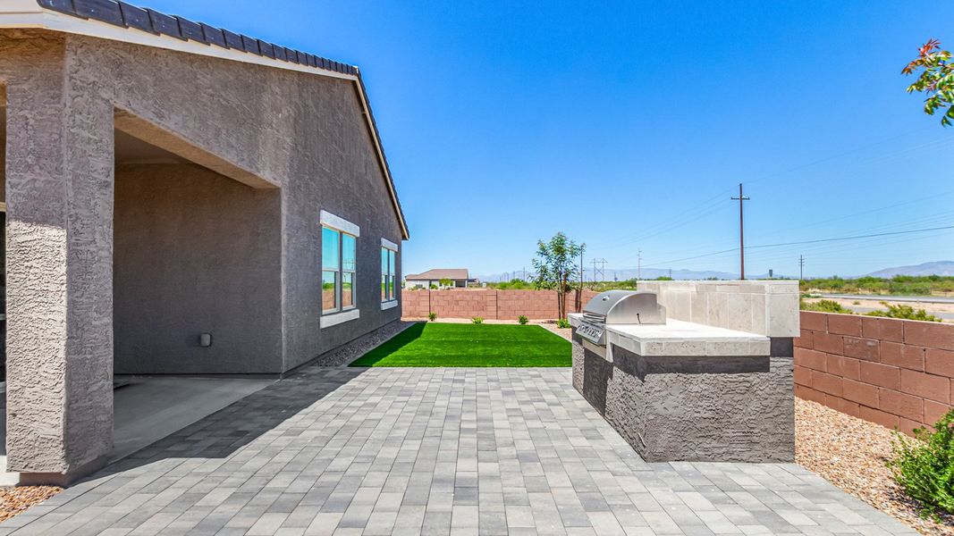 Representative exterior details of a home built from the Cali - Plan H40I by D.R. Horton in Sahuarita Acres, Sahuarita (Image 25). Representative exterior details of a home built from the Cali - Plan H40I by D.R. Horton in Sahuarita Acres, Sahuarita (Image 25).