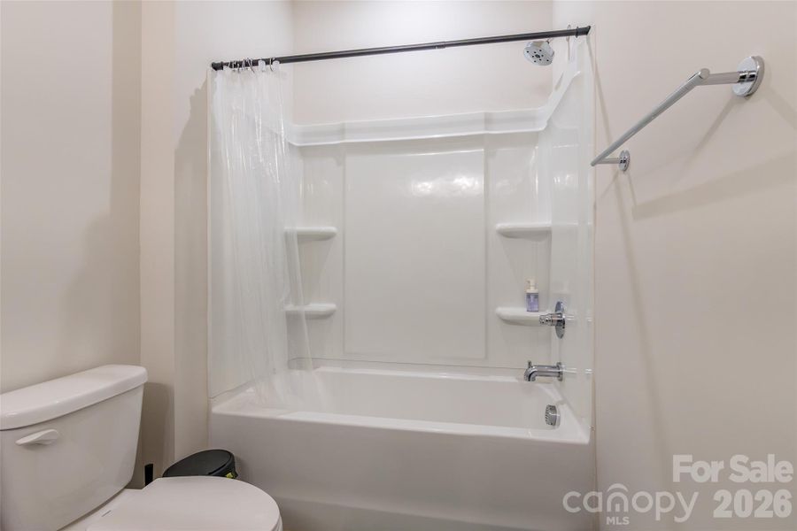 Image 38 of a home in Eckley.