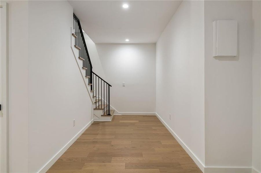 Spacious, unfurnished interior of a new home in , Atlanta (Image 40). Spacious, unfurnished interior of a new home in , Atlanta (Image 40).