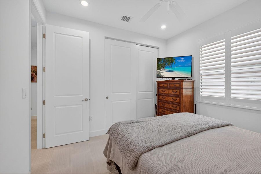 Furnished interior view inside a new home in , Port St. Lucie (Image 7).