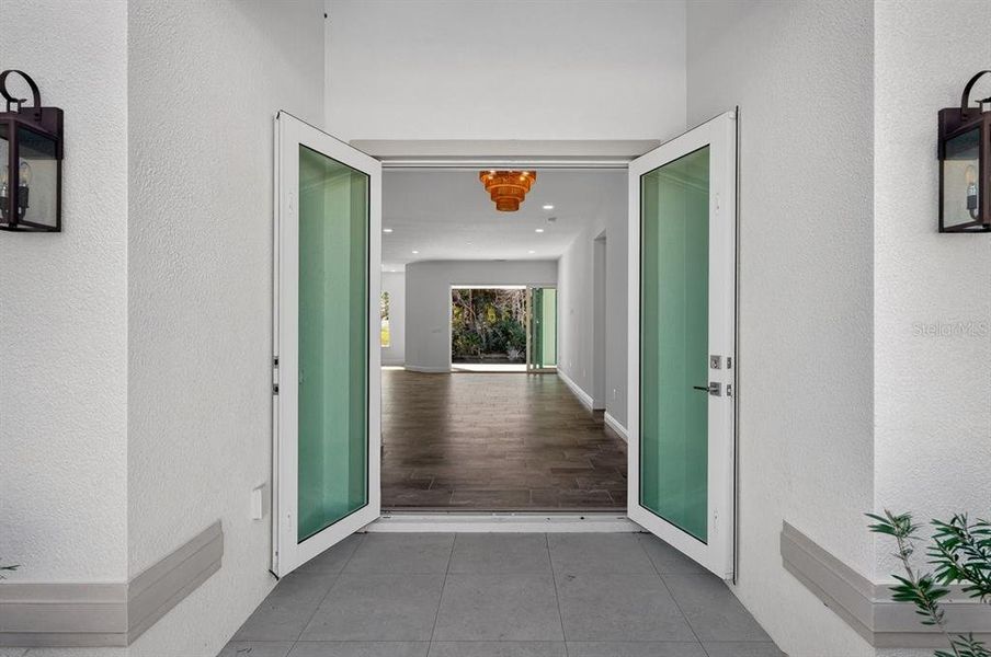 Exterior details and patio area of a home in , Palm Coast (Image 37).