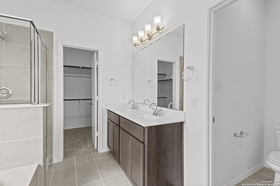 Furnished interior view inside a new home in Ladera, San Antonio (Image 11). Furnished interior view inside a new home in Ladera, San Antonio (Image 11).