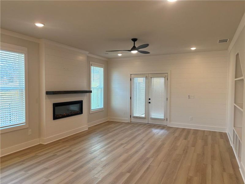 Spacious, unfurnished interior of a new home in , Buford (Image 67). Spacious, unfurnished interior of a new home in , Buford (Image 67).