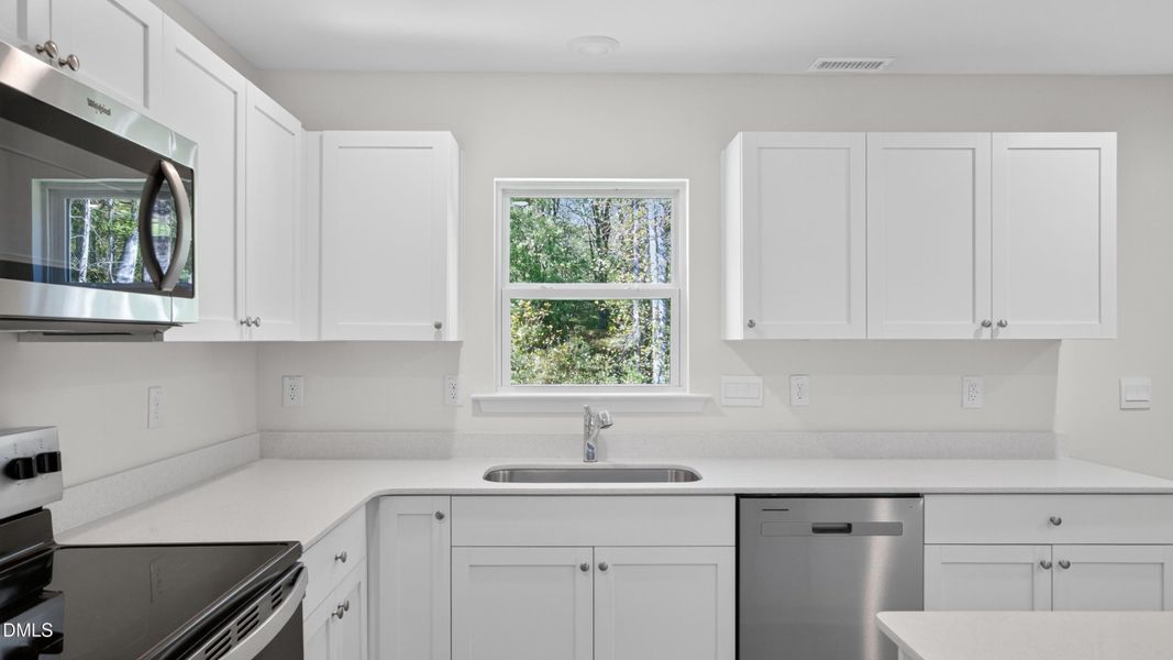 olive-branch-lot-99-019