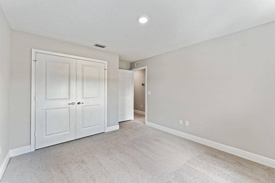 Spacious, unfurnished interior of a new home in , Loxahatchee (Image 17).