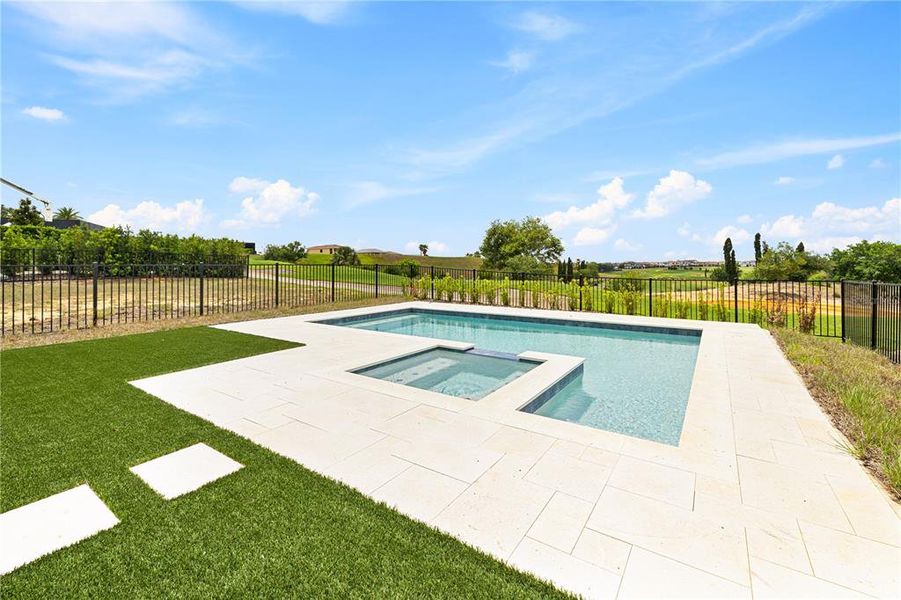 Community amenities in , Montverde (Image 72).