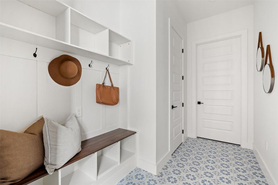 Furnished interior view inside a new home in , Wimberley (Image 19).