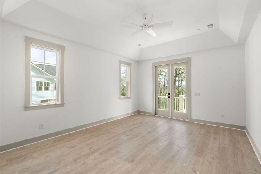 Spacious, unfurnished interior of a new home in , Moncks Corner (Image 21).