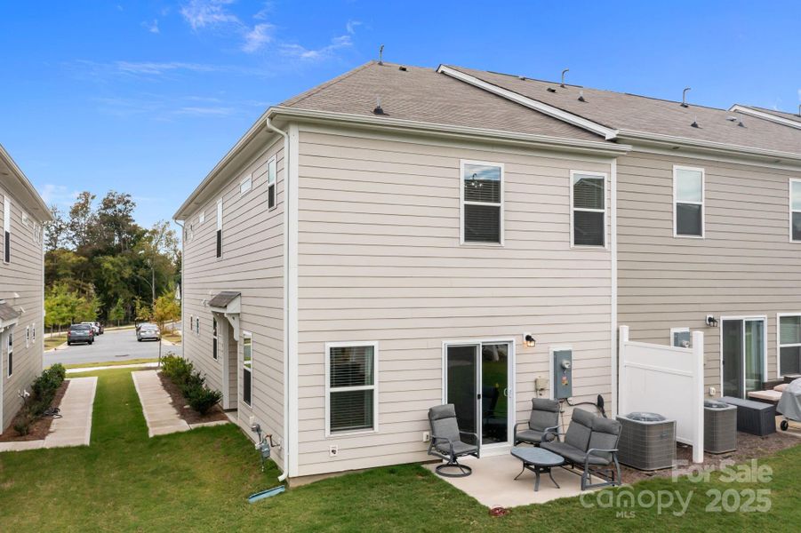 Exterior details and patio area of a home in , Charlotte (Image 23).