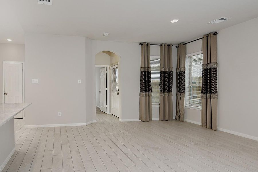 Image 12 of a home in Balmoral East.