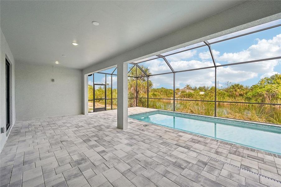 Spacious, unfurnished interior of a new home in , Port Charlotte (Image 40).