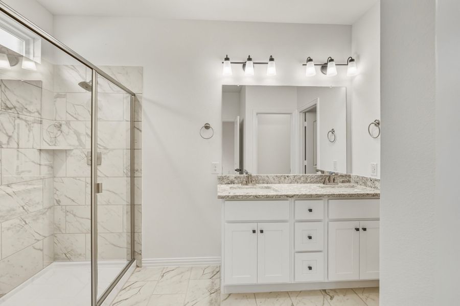 Furnished interior view inside a new home in Walden Pond, Forney (Image 9).