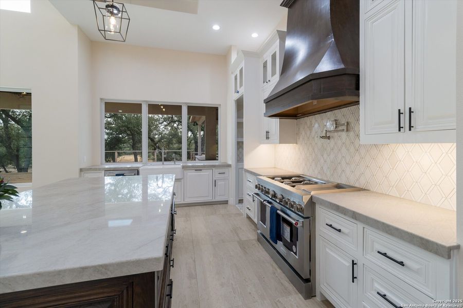 Furnished interior view inside a new home in , Bulverde (Image 13). Furnished interior view inside a new home in , Bulverde (Image 13).