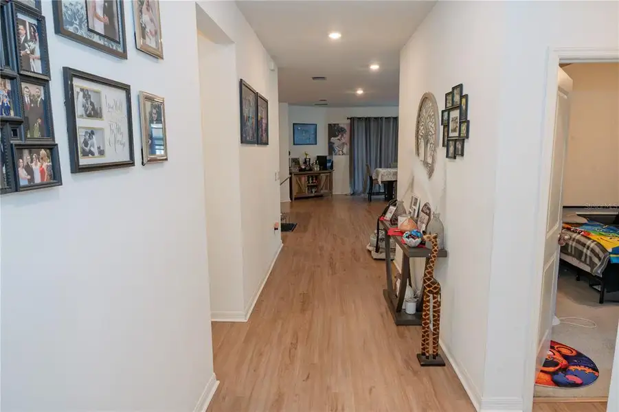 Furnished interior view inside a new home in , Land O' Lakes (Image 18).