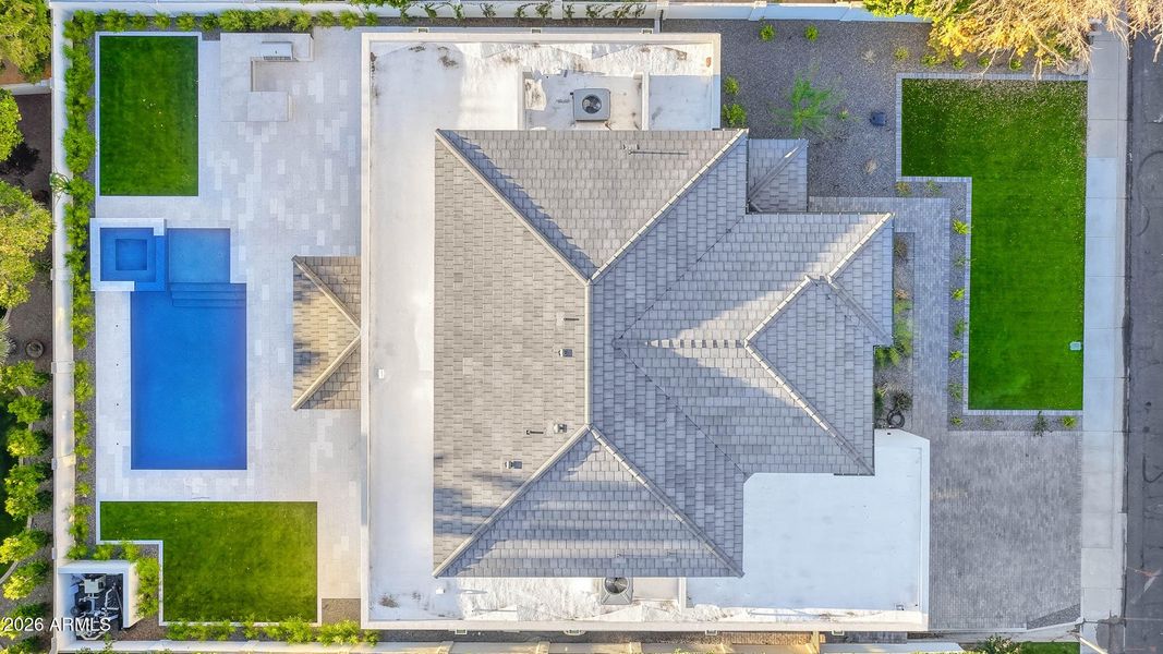 DRONE 2 (2) DRONE 2 (2)