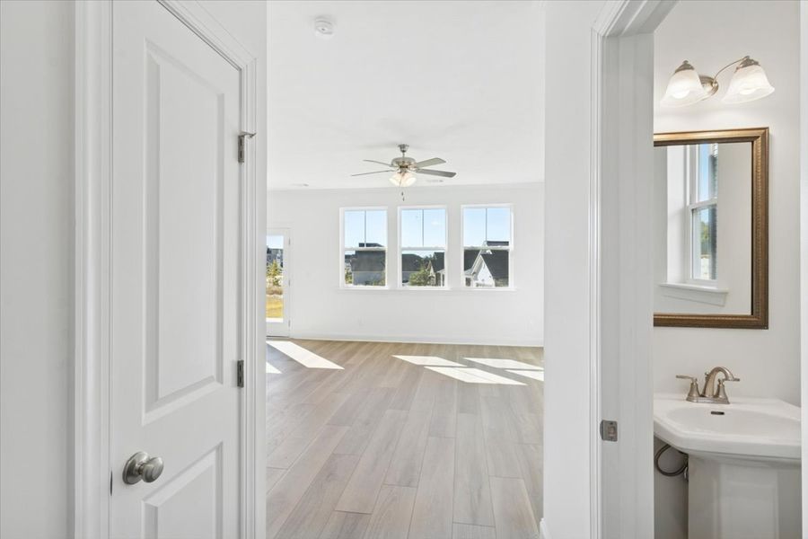 Image 25 of a home in Windsor. Image 25 of a home in Windsor.