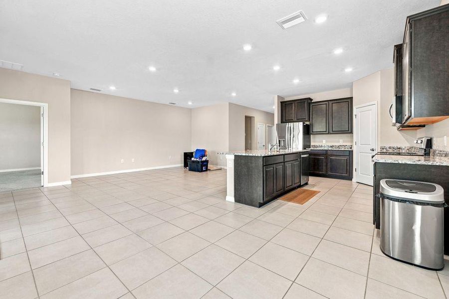 Furnished interior view inside a new home in Waterford, Brooksville (Image 12).