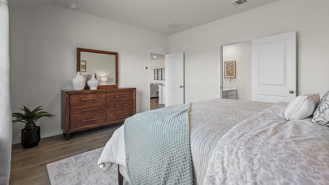 Furnished interior view inside a new home in Stonewyck Farms, Ennis (Image 30).