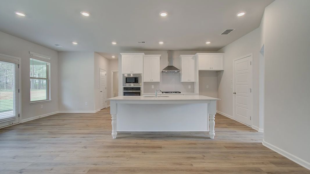 Representative furnished interior of a home built from the Meridian II by DRB Homes in Everson, Snellville (Image 9). Representative furnished interior of a home built from the Meridian II by DRB Homes in Everson, Snellville (Image 9).