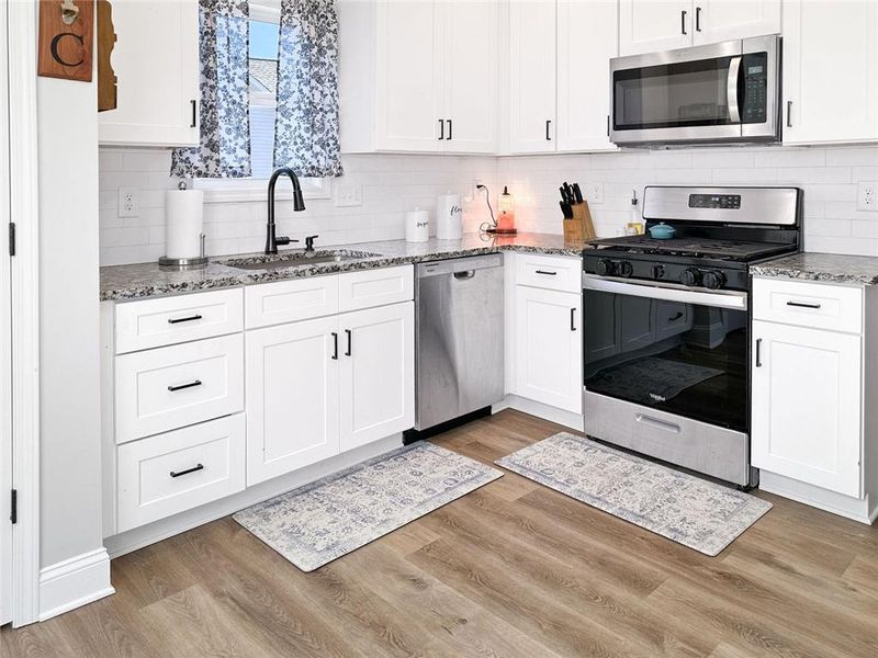 Furnished interior view inside a new home in , Rockmart (Image 11).