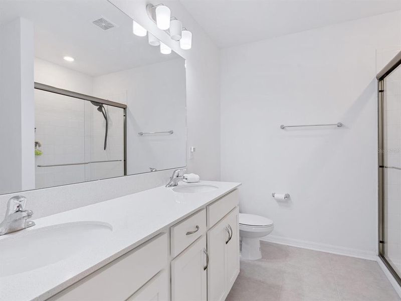 Furnished interior view inside a new home in Summerwoods, Parrish (Image 6). Furnished interior view inside a new home in Summerwoods, Parrish (Image 6).