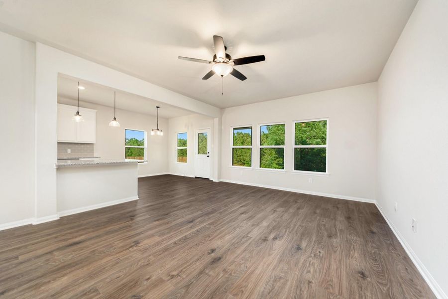 Spacious, unfurnished interior of a new home in Columbia Lakes, West Columbia (Image 18). Spacious, unfurnished interior of a new home in Columbia Lakes, West Columbia (Image 18).
