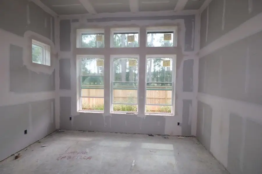 Spacious, unfurnished interior of a new home in The Highlands 40', Porter (Image 3). Spacious, unfurnished interior of a new home in The Highlands 40', Porter (Image 3).