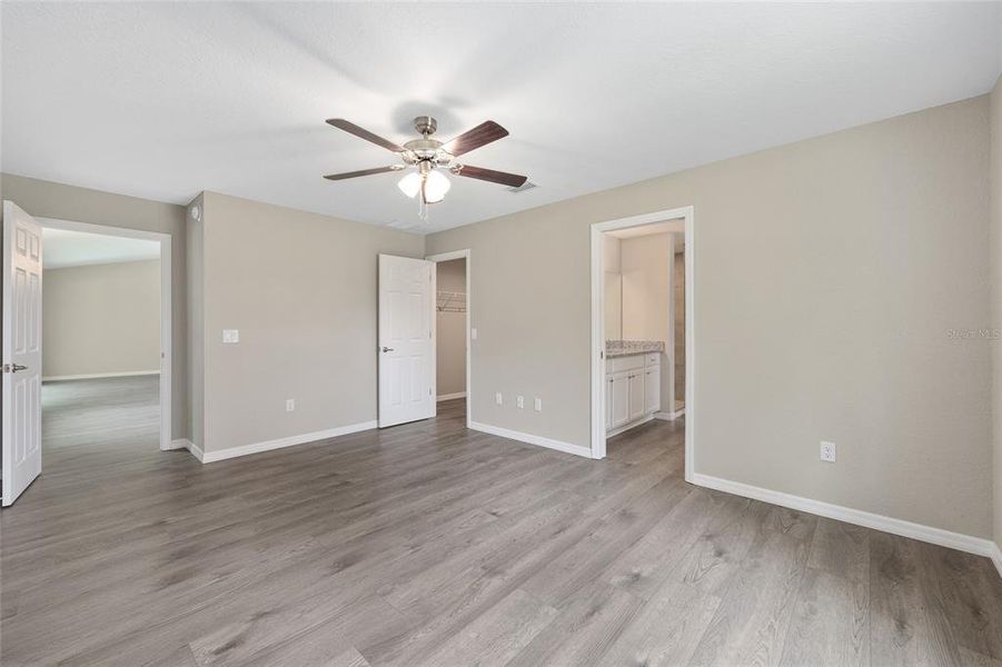 Spacious, unfurnished interior of a new home in , Dunnellon (Image 28). Spacious, unfurnished interior of a new home in , Dunnellon (Image 28).