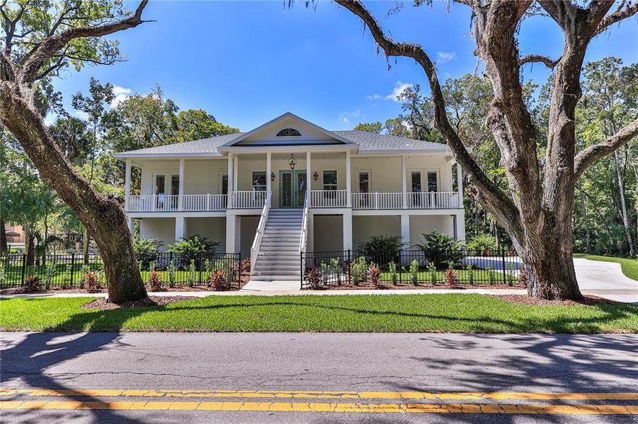 Front exterior of a new home in , Crystal River, FL, highlighting curb appeal (Image 23). Front exterior of a new home in , Crystal River, FL, highlighting curb appeal (Image 23).