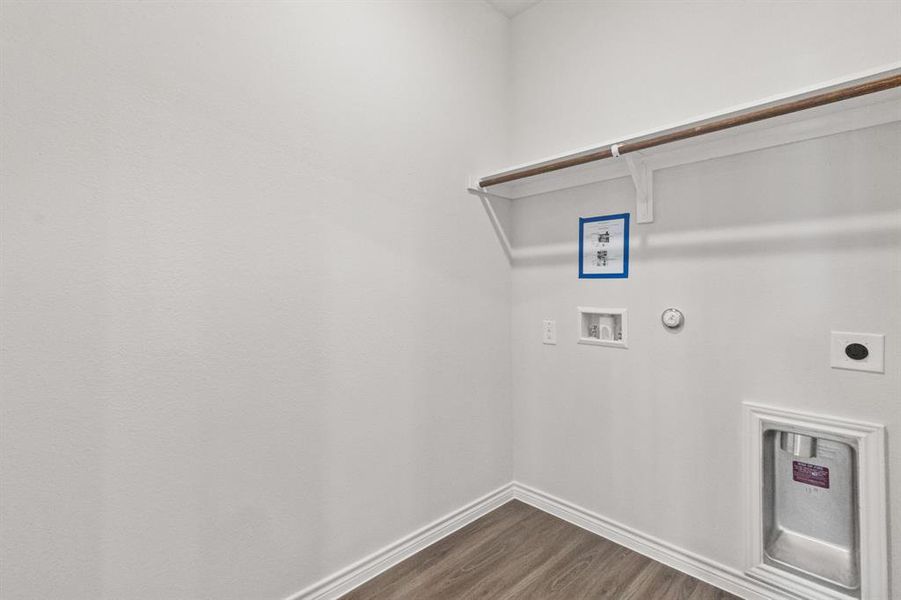 Spacious, unfurnished interior of a new home in Retreat at Fossil Creek, Fort Worth (Image 12). Spacious, unfurnished interior of a new home in Retreat at Fossil Creek, Fort Worth (Image 12).