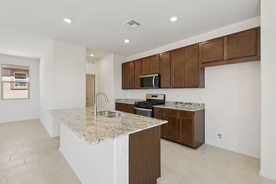 Furnished interior view inside a new home in Entrada Del Toro at Rancho Sahuarita, Sahuarita (Image 4).